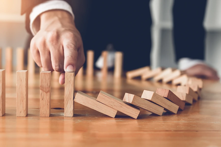 侵入を防ぐのではなく感染や攻撃から守る